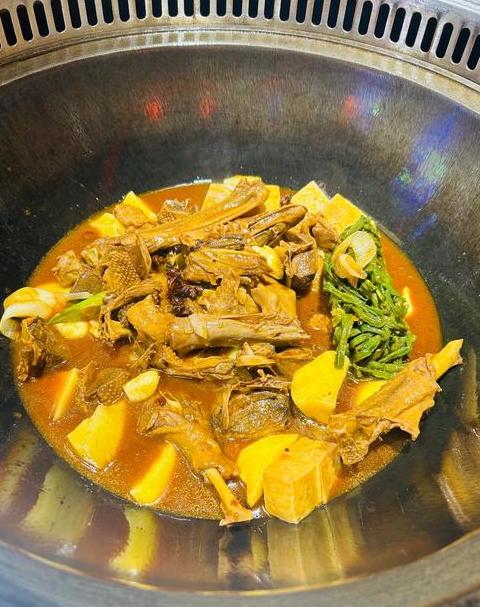 铁锅炖大鹅需要炖多久