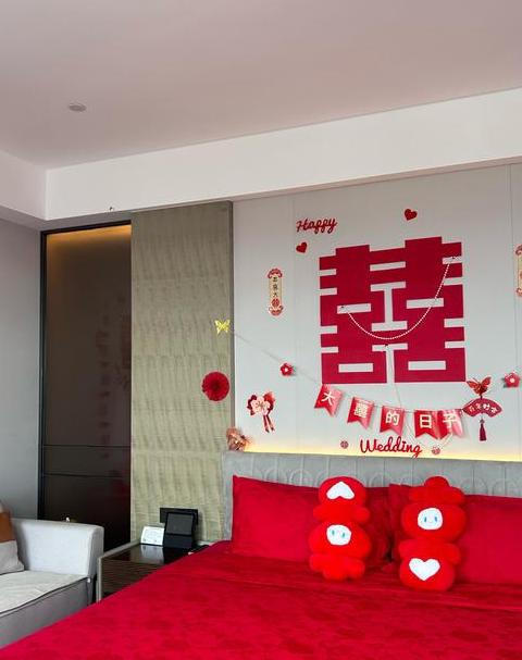 进新房当天一定要在新房睡吗?