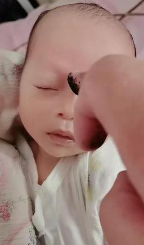 满月挪窝可以去姑姑家吗